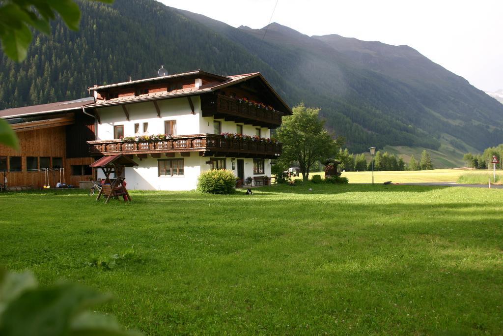 Waldhof Villa Umhausen Exterior photo